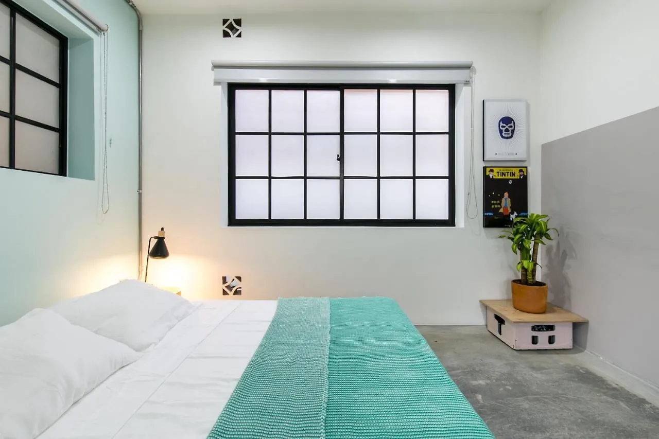 Studios Amarillo-Morado-Ocre 메딜린 0*,