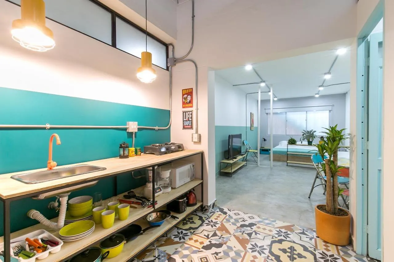 Studios Amarillo-Morado-Ocre Medellín Apartamento