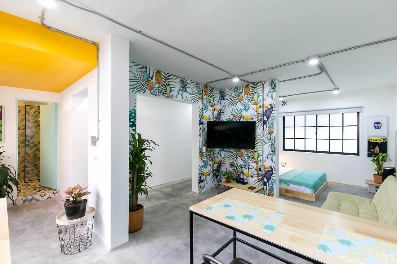 Apartamento Studios Amarillo-Morado-Ocre Medellín